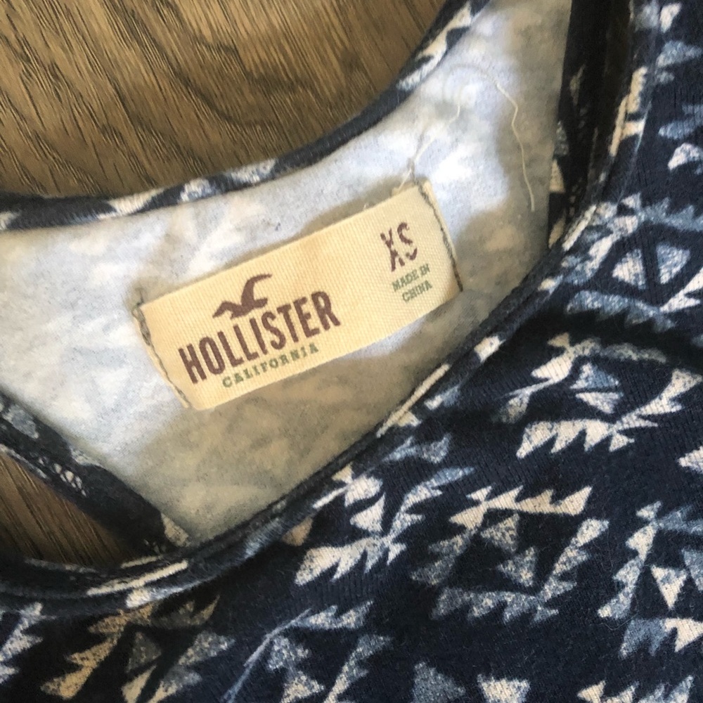 Hollister Print Body Con Dress - Picture 4 of 5